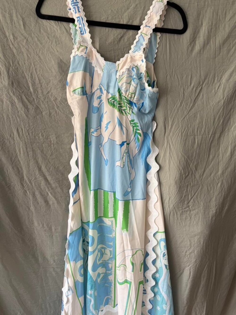 Gorgeous printed blue & white maxi dress with tie back and ruffled edges